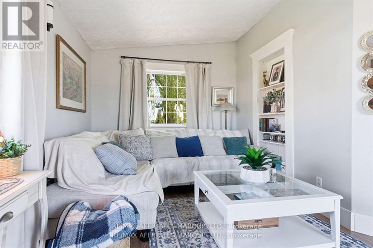 29218686/20267-county-road-18-road/south-glengarry-charlottenburgh-twp/south-glengarry/ontario/K0C2J0_11