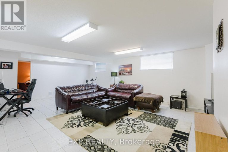 28808188/5472-wicklow-drive/manotick-village-manotick-estates/ottawa/ontario/K4M1C4_43