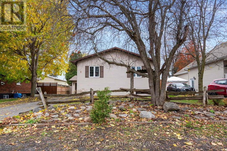 29090581/8-head-street/lancaster/south-glengarry/ontario/K0C1N0_1