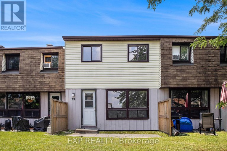 28577160/4e-39-woodvale-green/craig-henrywoodvale/ottawa/ontario/K2G4G8_17