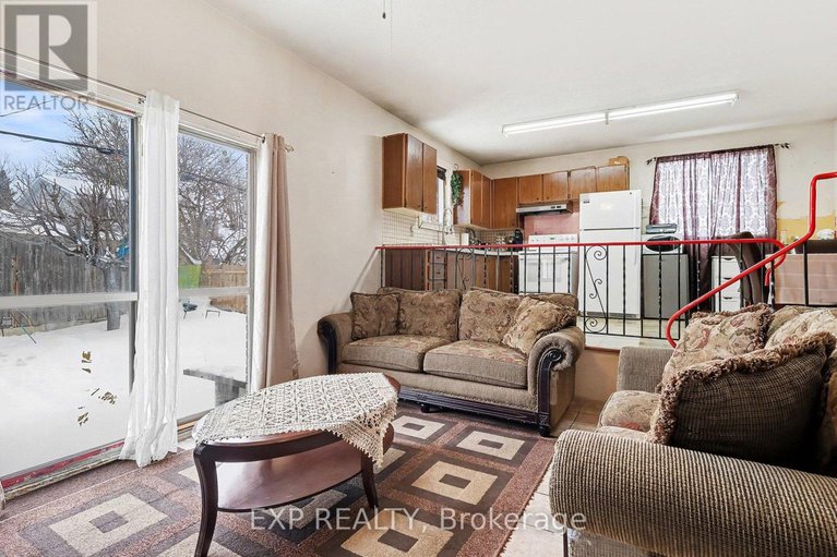 29328721/2211-st-laurent-boulevard/hawthorne-meadows/ottawa/ontario/K1G1B1_17