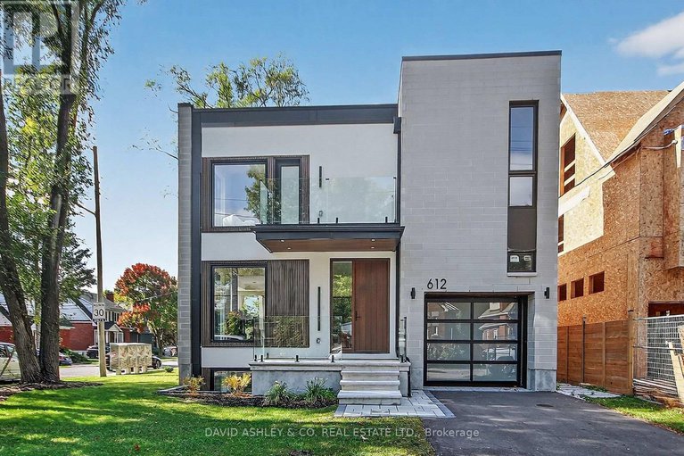 28963982/612-tweedsmuir-avenue/westborohampton-park/ottawa/ontario/K1Z5P3_1