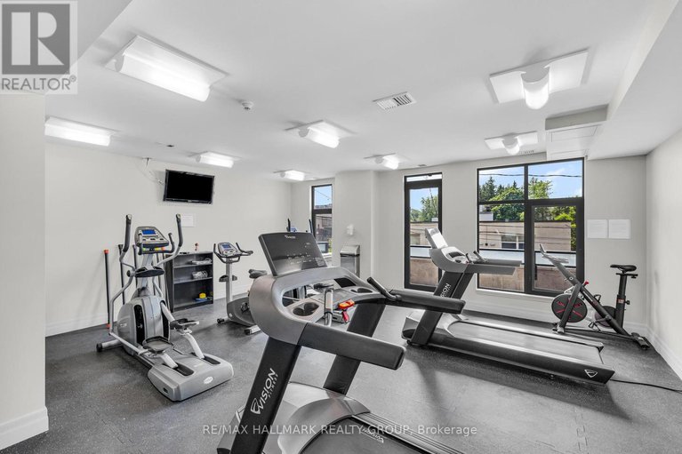 28485623/604-327-breezehill-avenue-s/west-centre-town/ottawa/ontario/K1Y1R6_30