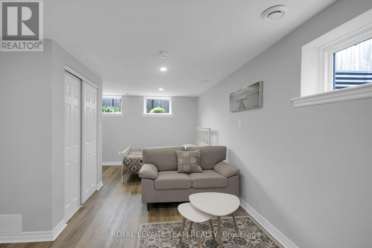 28310189/970-parkhurst-boulevard/mckellar-heightsglabar-park/ottawa/ontario/K2A3M9_25
