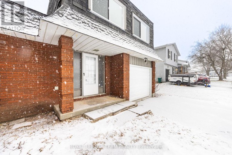 29205924/7-coolbrook-cr-crescent/munster/ottawa/ontario/K0A3P0_4