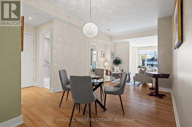 28995603/207-100-champagne-avenue-s/west-centre-town/ottawa/ontario/K1S4P4_13