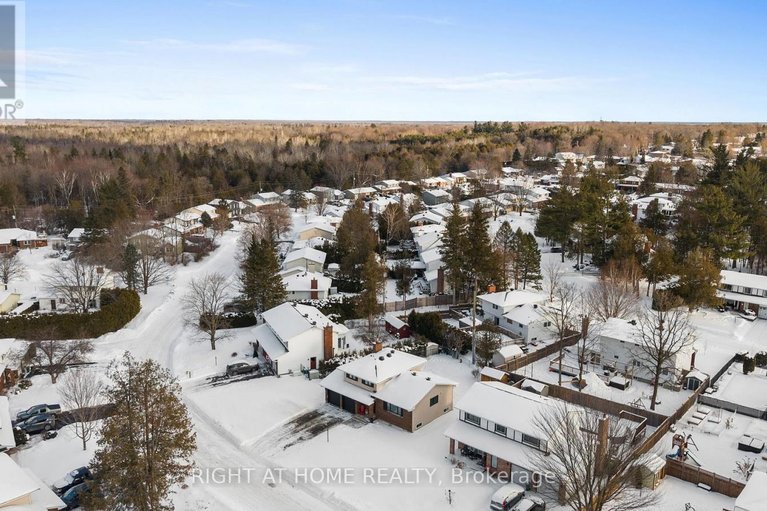 29286946/12-butterfield-road/munster/ottawa/ontario/K0A3P0_86