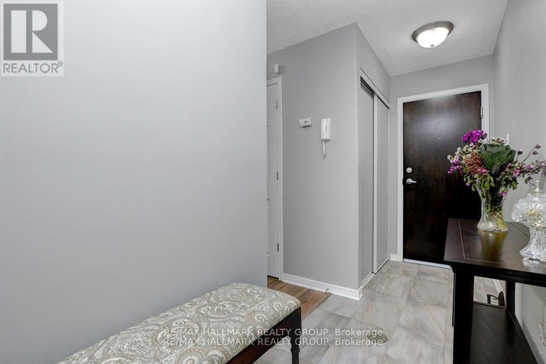 29410894/1-486-via-verona-avenue/longfields/ottawa/ontario/K2J6B3_7