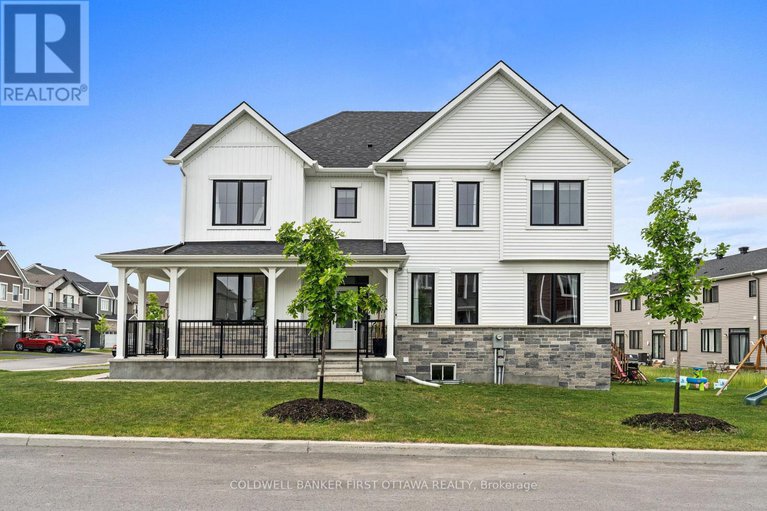 28450240/10-racemose-street/half-moon-bay/ottawa/ontario/K2J6Z9_1
