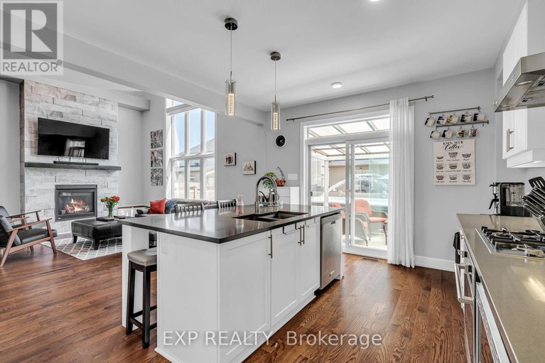 28273592/2114-helene-campbell-road/cedargrovefraserdale/ottawa/ontario/K2J4J2_19