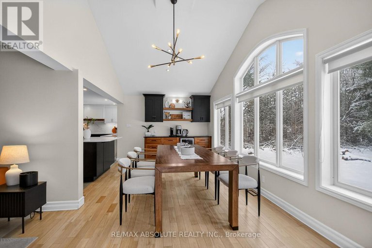 29366992/6560-michelangelo-court/north-gower/ottawa/ontario/K0A2T0_17