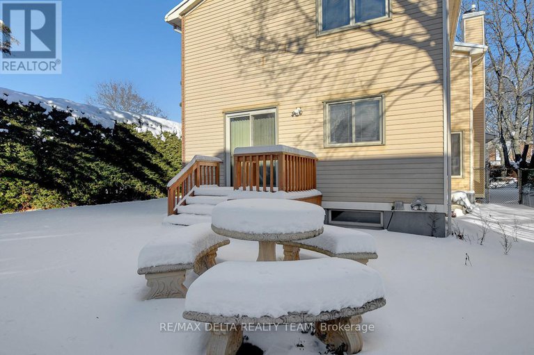 29187957/6096-meadowhill-crescent/chapel-hill/ottawa/ontario/K1C5R8_32