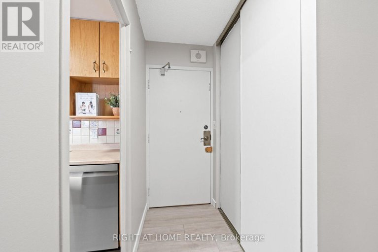 29236985/507-1025-richmond-road/woodroffe/ottawa/ontario/K2B8G8_5