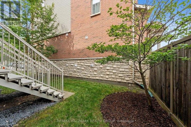 29680906/498-leboutillier-avenue/carson-meadows/ottawa/ontario/K1K1V1_31