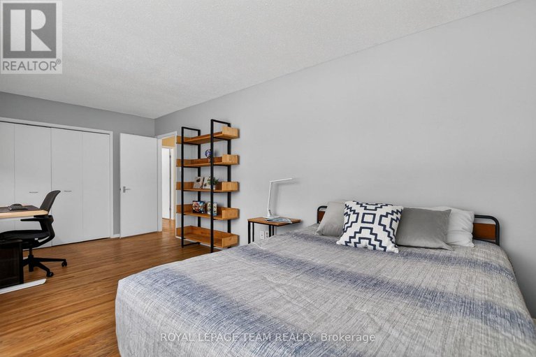 29372454/18-pentland-crescent/beaverbrook/ottawa/ontario/K2K1V5_33