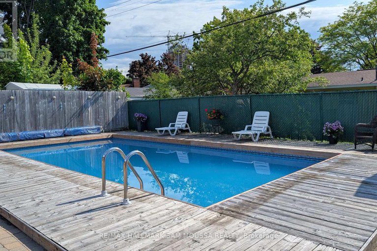 29121387/1208-stanton-road/queensway-terrace-southridgeview/ottawa/ontario/K2C3E2_33