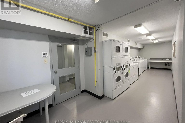 28618067/108-345-centrum-boulevard/bilberry-creekqueenswood-heights/ottawa/ontario/K1E3W9_18