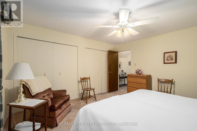 28549907/249-bracken-avenue/drummondnorth-elmsley-north-elmsley-twp/drummondnorth-elmsley/ontario/K7A4S4_26
