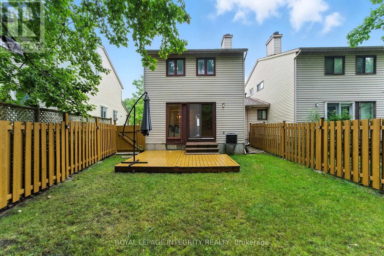 28843090/7900-decarie-drive/orleans-wood/ottawa/ontario/K1C2K3_40