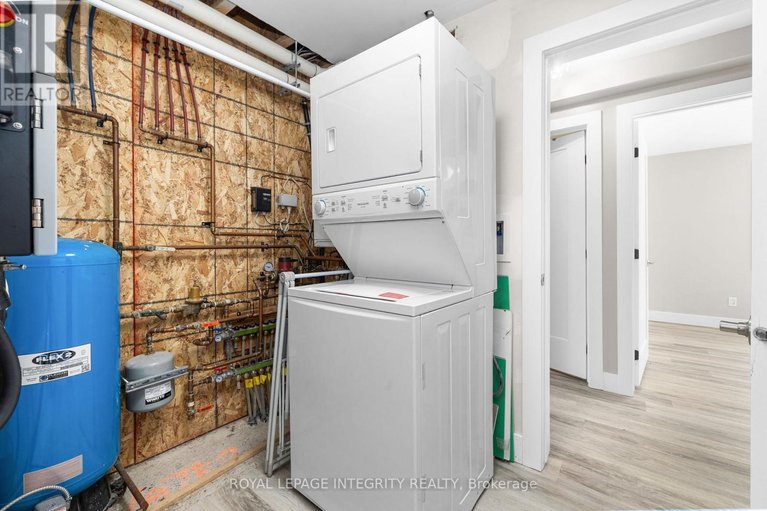 29662212/154-proulx-lane/lanark-highlands-lanark-twp/lanark-highlands/ontario/K0G1K0_33