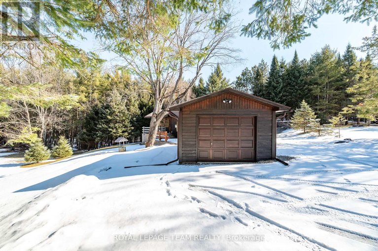 29606230/5202-mcdonlads-corners-road/lanark-highlands-dalhousie-twp/lanark-highlands/ontario/K0G1M0_37