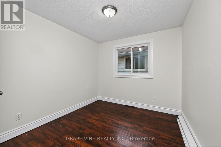 29184094/179-victoria-street/almonte/mississippi-mills/ontario/K0A1A0_18