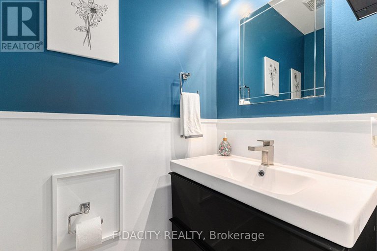 28360689/19-carmichael-court/beaverbrook/ottawa/ontario/K2K1K1_14
