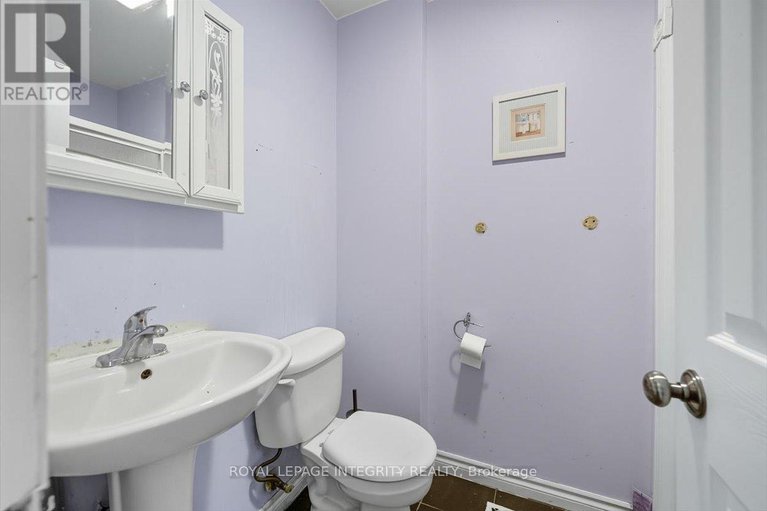 28877038/1293-maitland-avenue/copeland-park/ottawa/ontario/K2C2C4_20