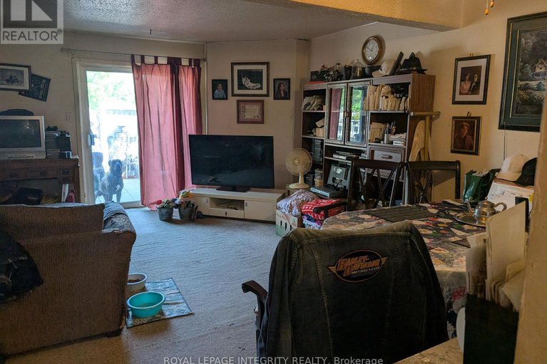 29135015/58-1767-dondale-street/pineview/ottawa/ontario/K1B5H7_5