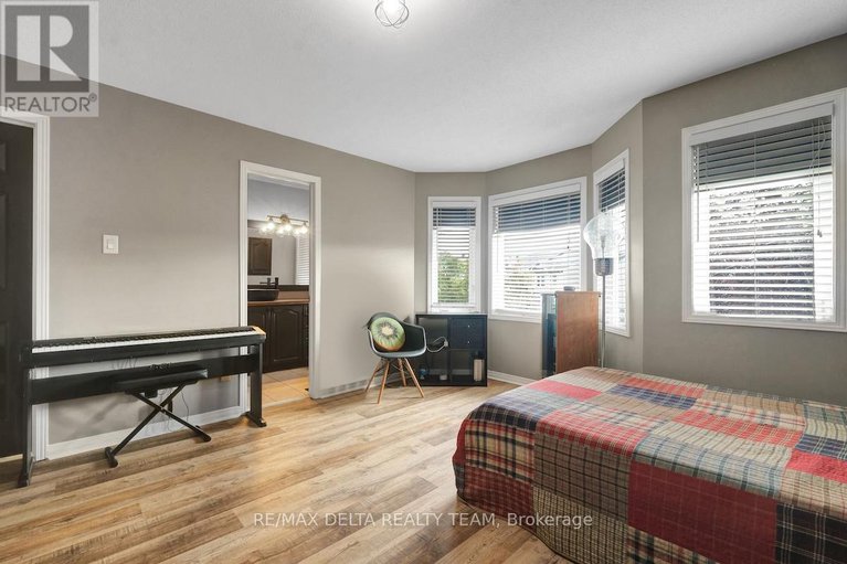 28887238/244-parkrose-private/chatelaine-village/ottawa/ontario/K4A0N8_26