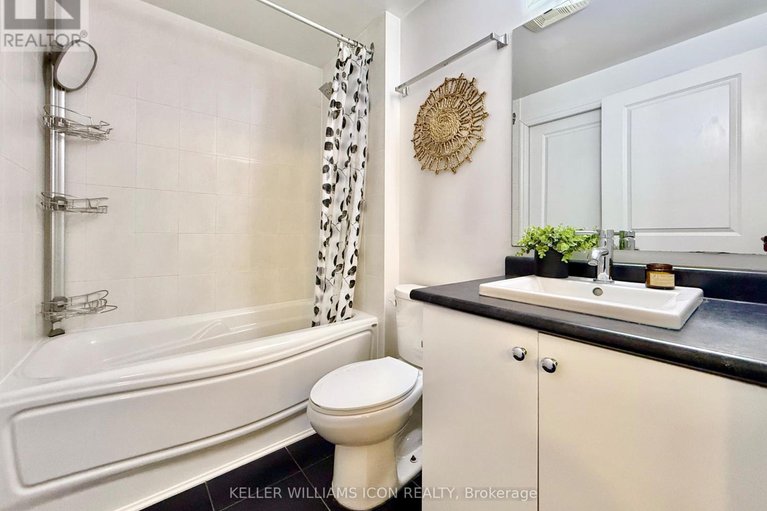 29230408/801-90-landry-street/vanier/ottawa/ontario/K1L0A9_25