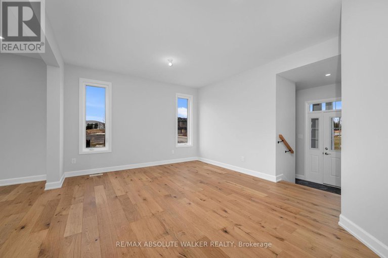 28495376/231-letang-street/town-of-rockland/clarence-rockland/ontario/K4K0K1_5