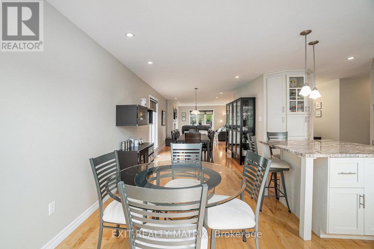 28356957/209-jasper-crescent/town-of-rockland/clarence-rockland/ontario/K4K0A3_12