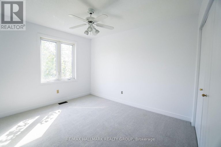 28925321/1020-grenon-avenue/fairfield-heights/ottawa/ontario/K2B8L8_33