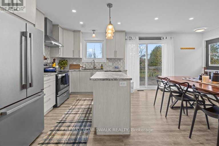 29519849/2462-dunning-road/cumberland-west/ottawa/ontario/K0A3E0_10