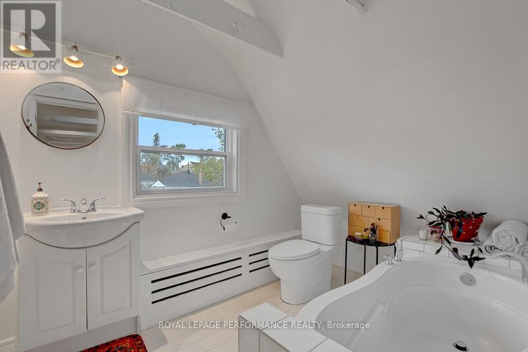 28972177/177-marier-avenue/vanier/ottawa/ontario/K1L5R8_39