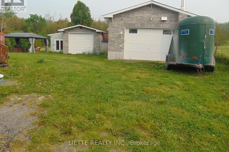 28436303/20467-conc-5-road/south-glengarry-lancaster-twp/south-glengarry/ontario/K0C1L0_9