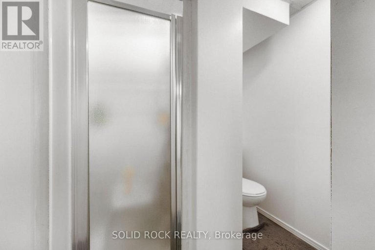 28313092/316-singleton-way/chatelaine-village/ottawa/ontario/K1E2B3_22
