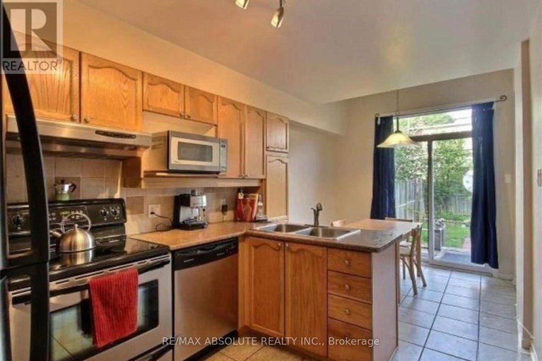 29035712/104-college-circle/castle-heights/ottawa/ontario/K1K4R9_12