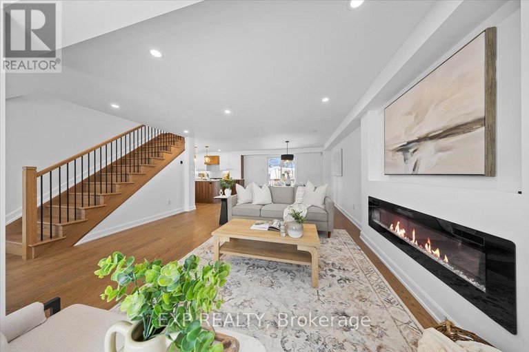 29377335/41-qualicum-street/bruce-farmgraham-parkqualicumbellands/ottawa/ontario/K2H7H3_11