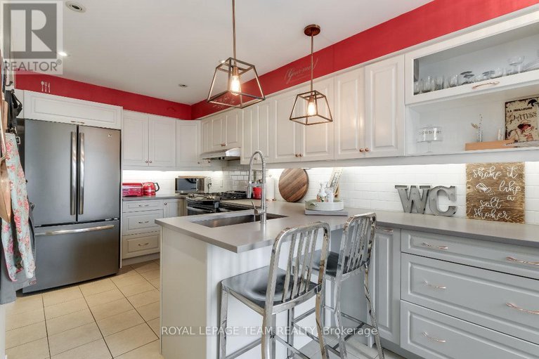 29094729/404-heathrow-private/stittsville-south/ottawa/ontario/K2S0M9_14