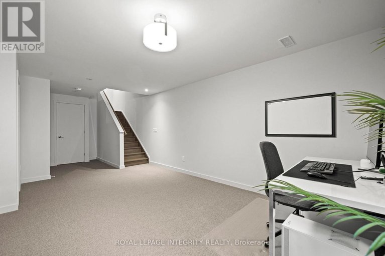 29460827/110-larimar-circle/riverside-southgloucester-glen/ottawa/ontario/K1X0B6_30