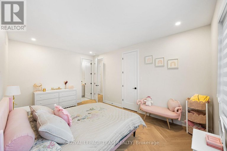 29671649/649-bridgeport-avenue/mahogany-community/ottawa/ontario/K4M0W9_43