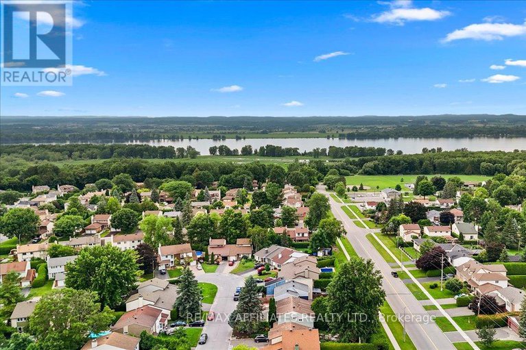 28592351/1150-grenoble-crescent/orleans-wood/ottawa/ontario/K1C2C6_42