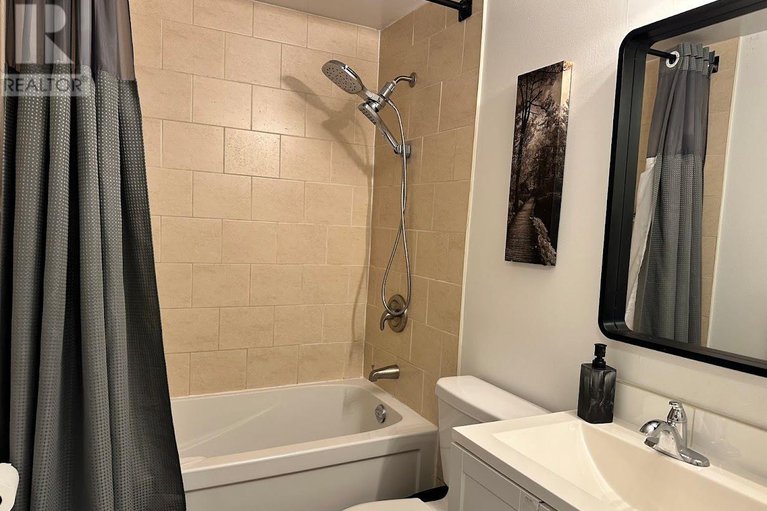 29033827/1414-foxwell-street/pineview/ottawa/ontario/K1B5J4_20