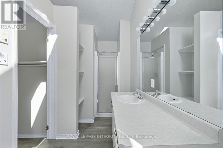 29035387/4-2949-richmond-road/britannia-heights/ottawa/ontario/K2B6S6_32