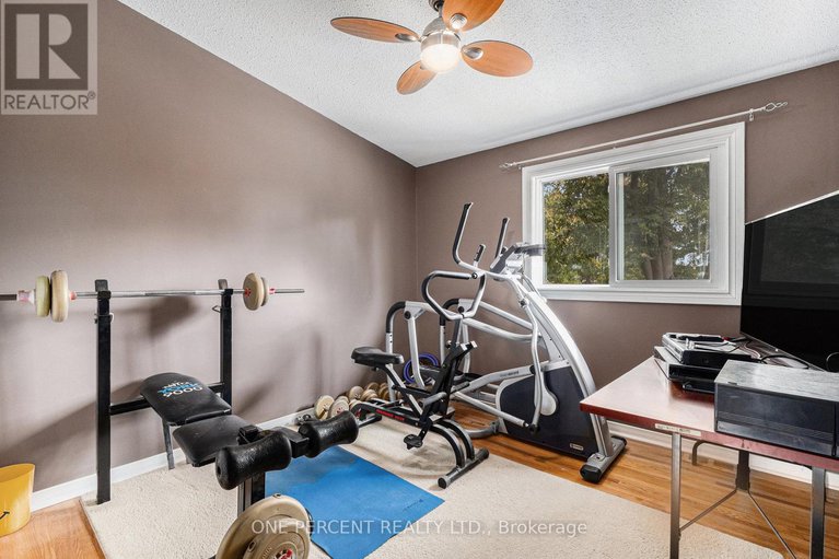 28782240/2563-egan-road/mooneys-bayriverside-park/ottawa/ontario/K1V8M9_22