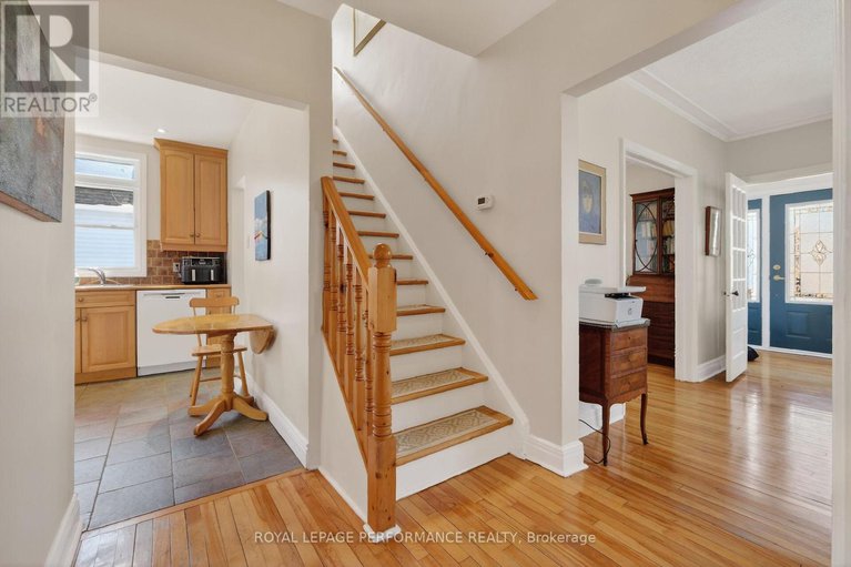 29441428/235-cowley-avenue/ottawa-westtunneys-pasture/ottawa/ontario/K1Y0H2_10