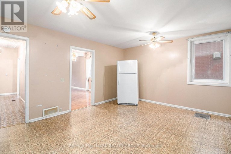 29043617/9-warren-avenue/ottawa-west/ottawa/ontario/K1Y0R9_11