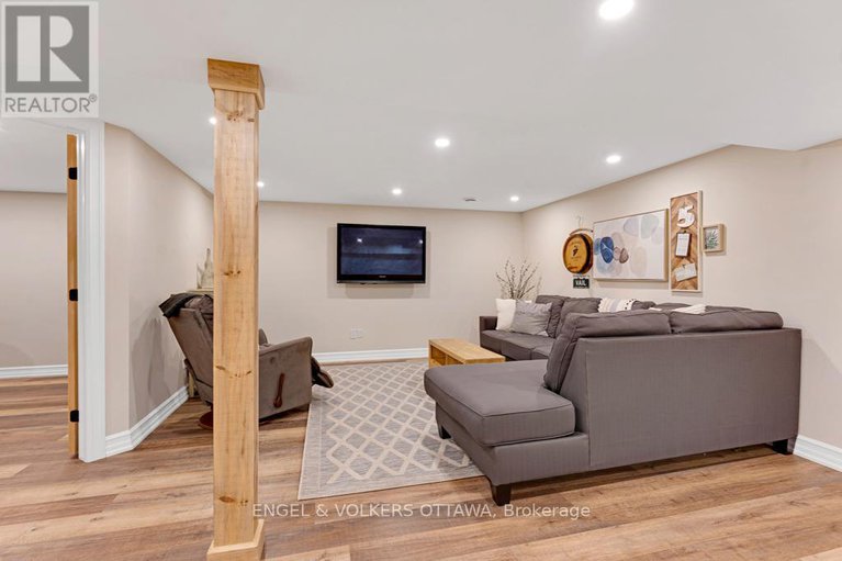 28654759/656-spruce-ridge-road/huntley-ward-south-west/ottawa/ontario/K0A1L0_27